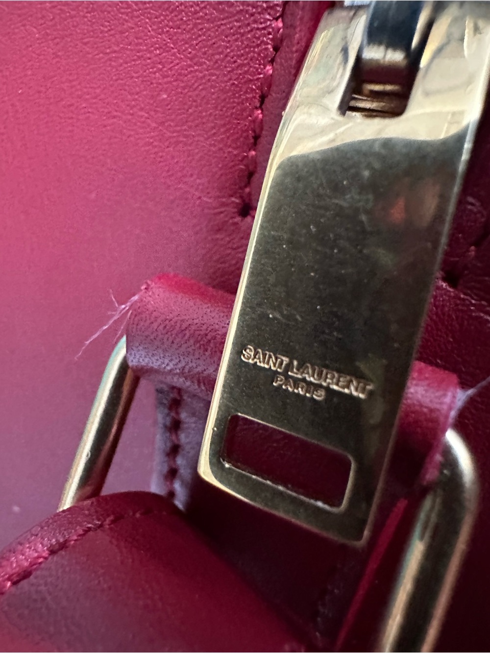 Saint Laurent Classic Duffle 6 Red Leather Crossbody Bag - Picture 12 of 17